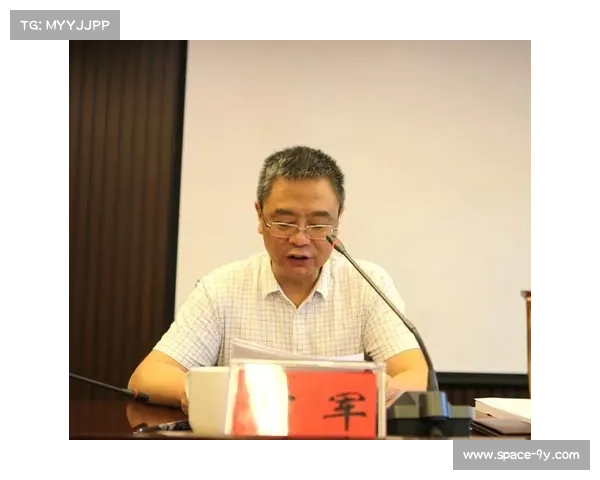 朗斯老将托万：32岁战术核心的第二次青春与领袖担当