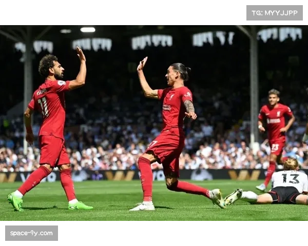 “利物浦发布对阵富勒姆赛前训练视频,重点演练后场出球” “利物浦发布对阵富勒姆赛前训练视频,重点演练后场出球”